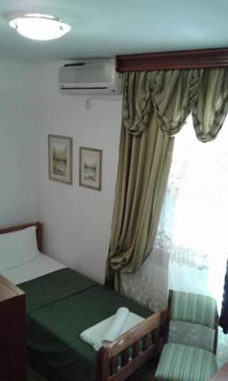 Pansion Mimoza Bed and Breakfast Herceg Novi Buitenkant foto